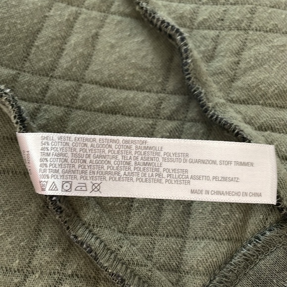 Anthropologie Saturday Sunday Olive Green Quilted Sherpa Vest - Picture 16 of 17